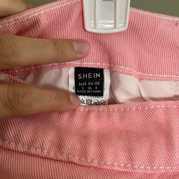 SHEIN High Waisted Straight Leg Jean - Picture 6 of 6